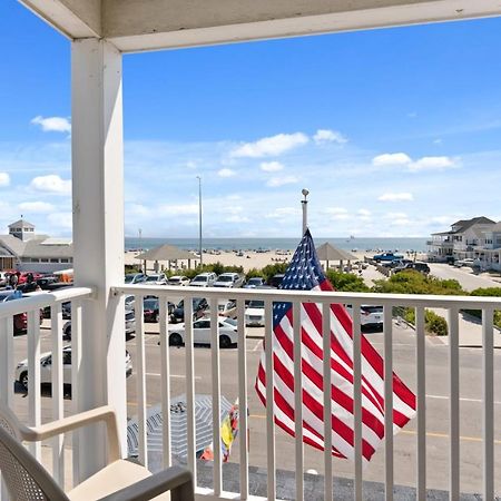 Water Views - Private Balcony - The Americana Hampton Buitenkant foto